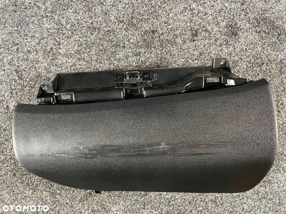 nissan note e12 schowek pasażera europa 68560 3VV0A - 3