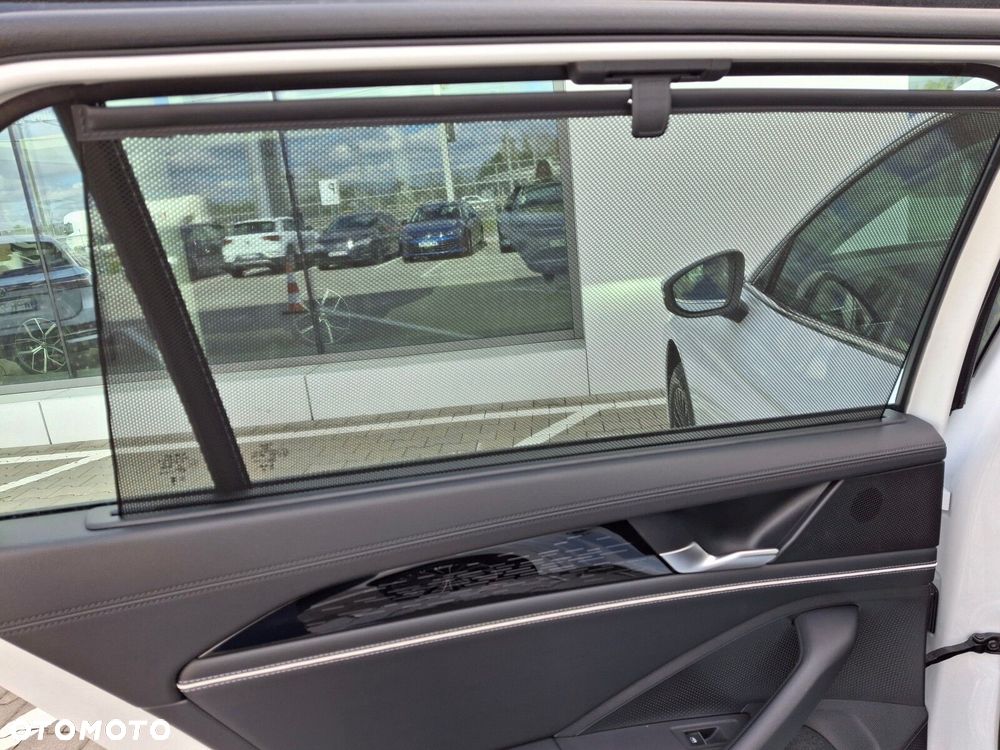 Volkswagen Passat Variant 1.5 TSI EVO Elegance DSG - 13