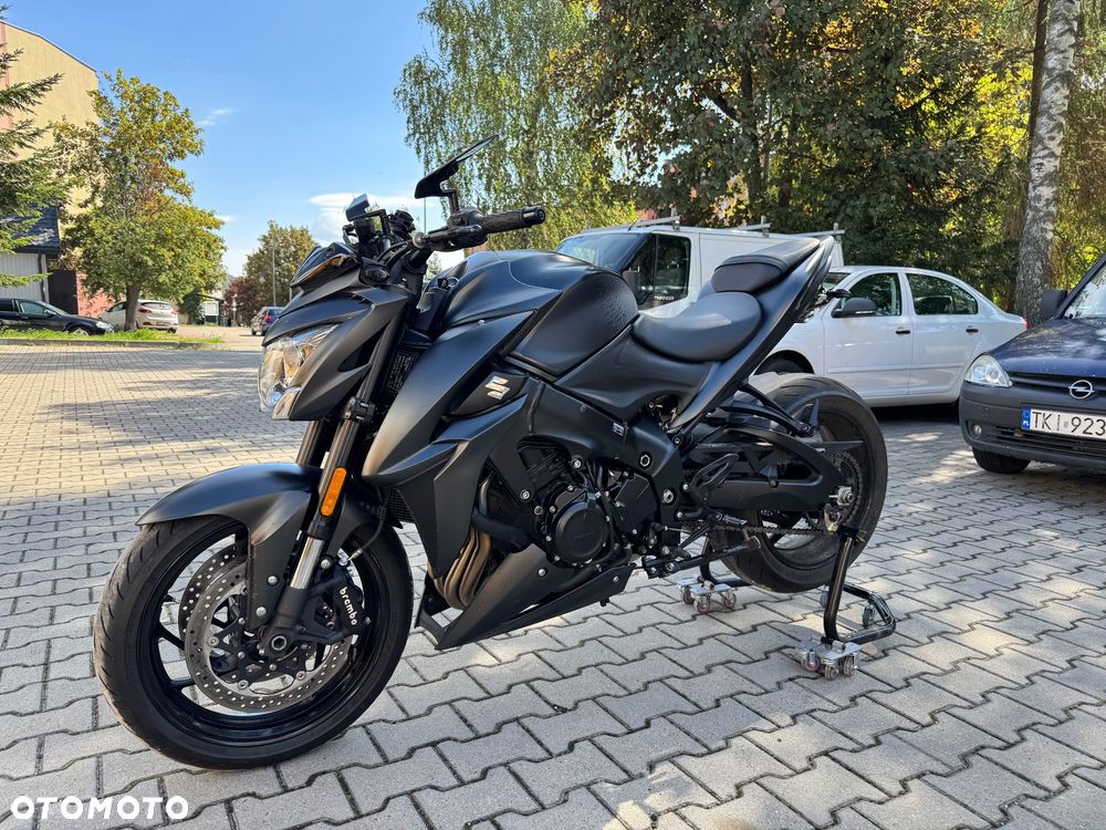 Suzuki GSX 1000 - 1