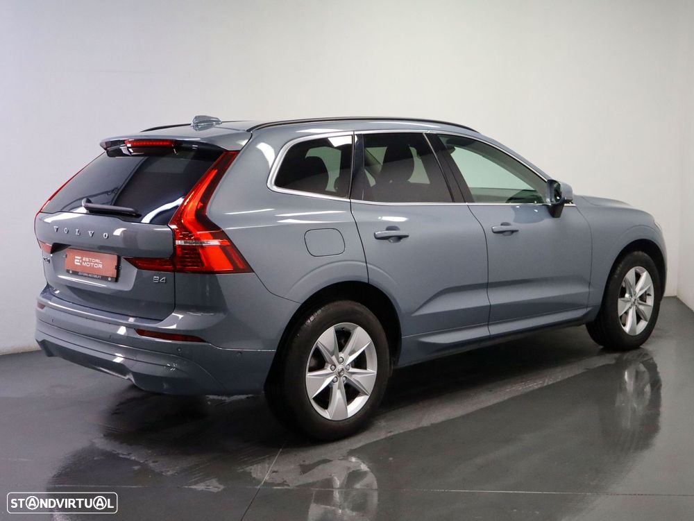 Volvo XC 60 2.0 B4 Momentum Plus - 5