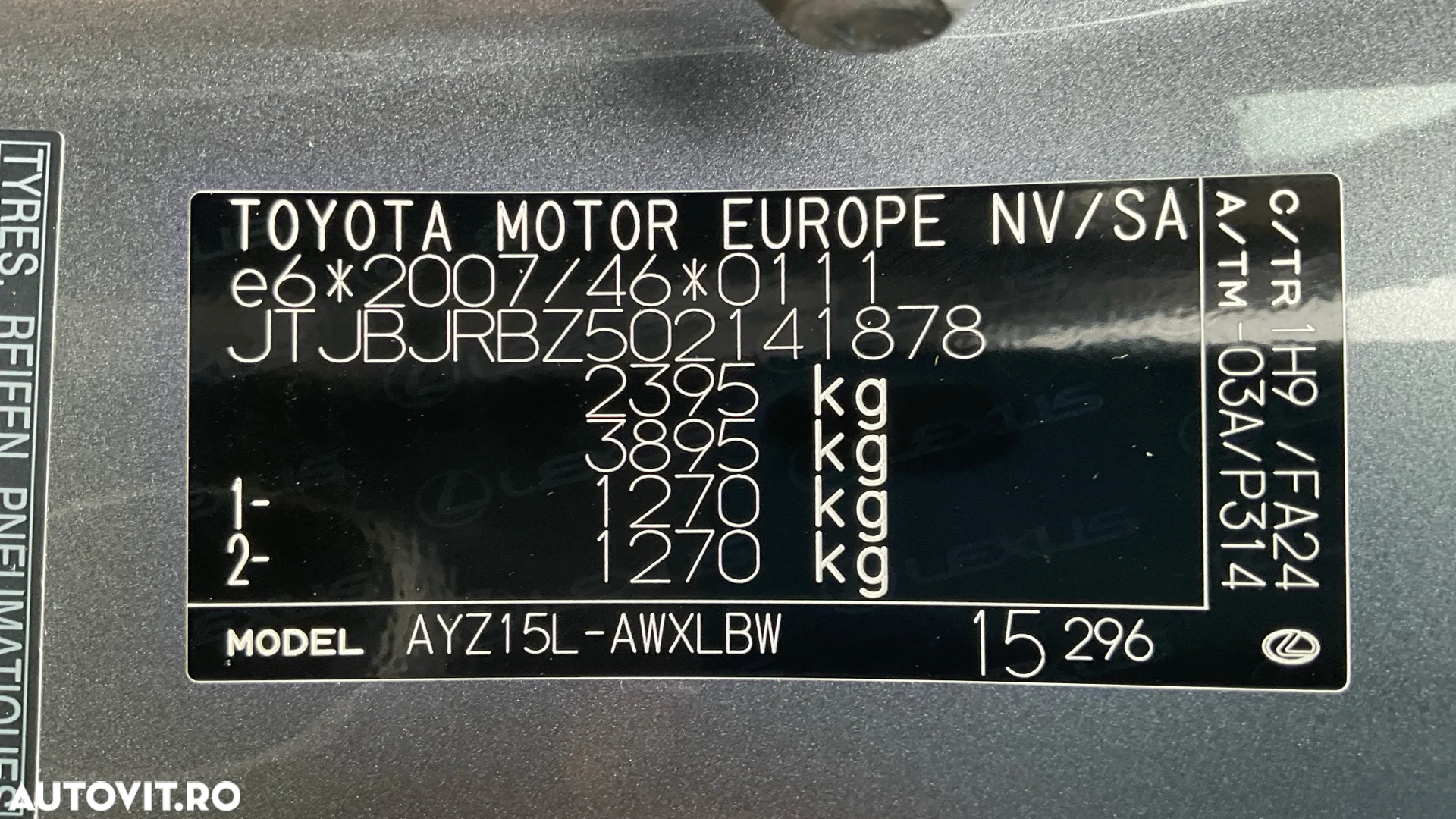Lexus Seria NX 300h AWD Business - 33