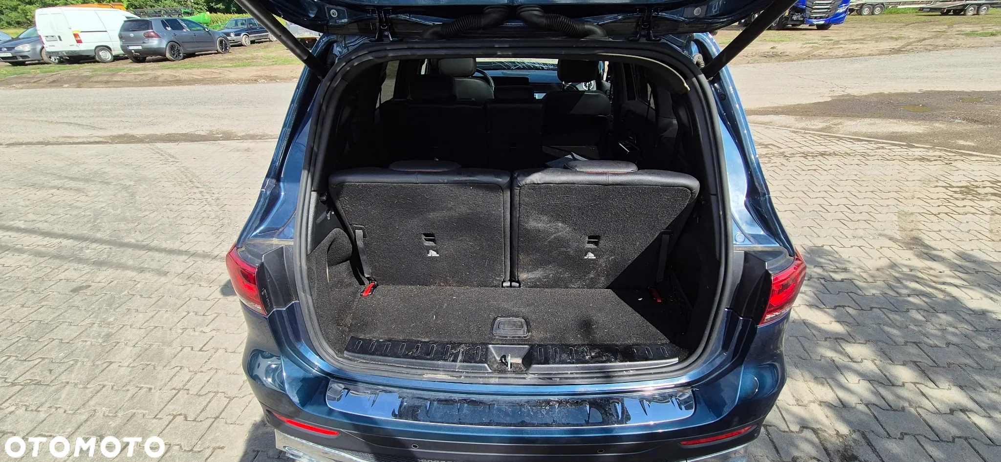 Mercedes-Benz GLB 200 d 4-Matic AMG Line 8G-DCT - 31