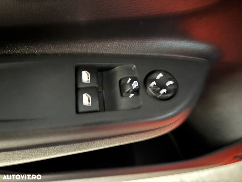 Opel Corsa 1.2L Start/Stop Edition - 32