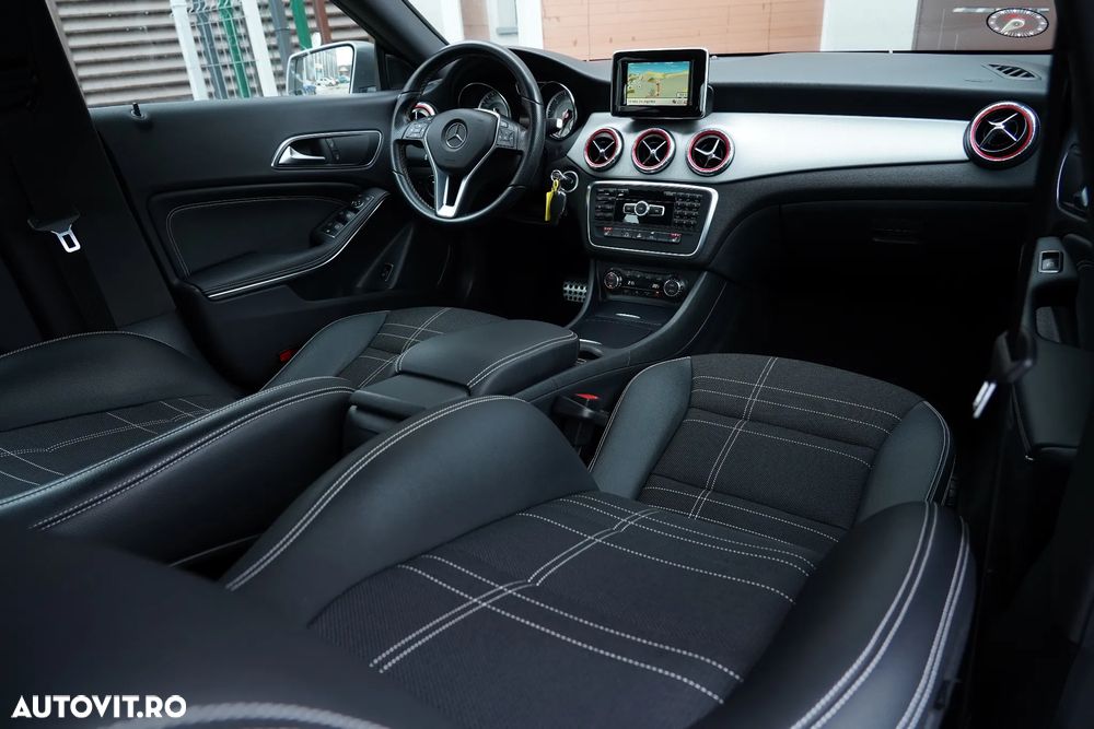 Mercedes-Benz CLA 250 7G-DCT Sport - 16