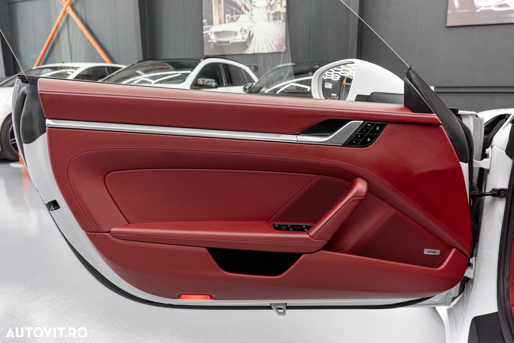 Porsche 911 Carrera 4S PDK - 39