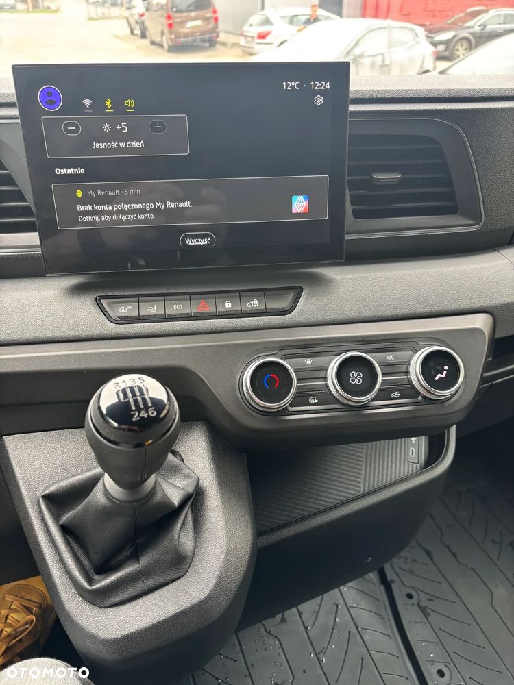 Renault Master L2H2 - 17