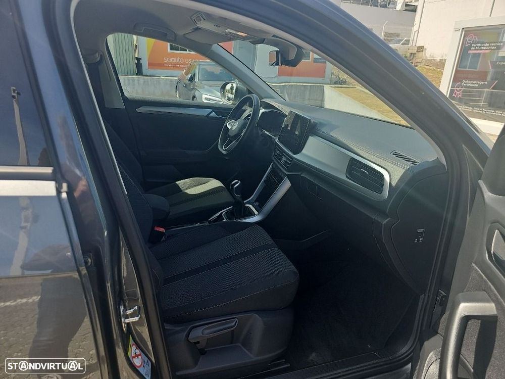 VW T-Roc 1.0 TSI Life - 23