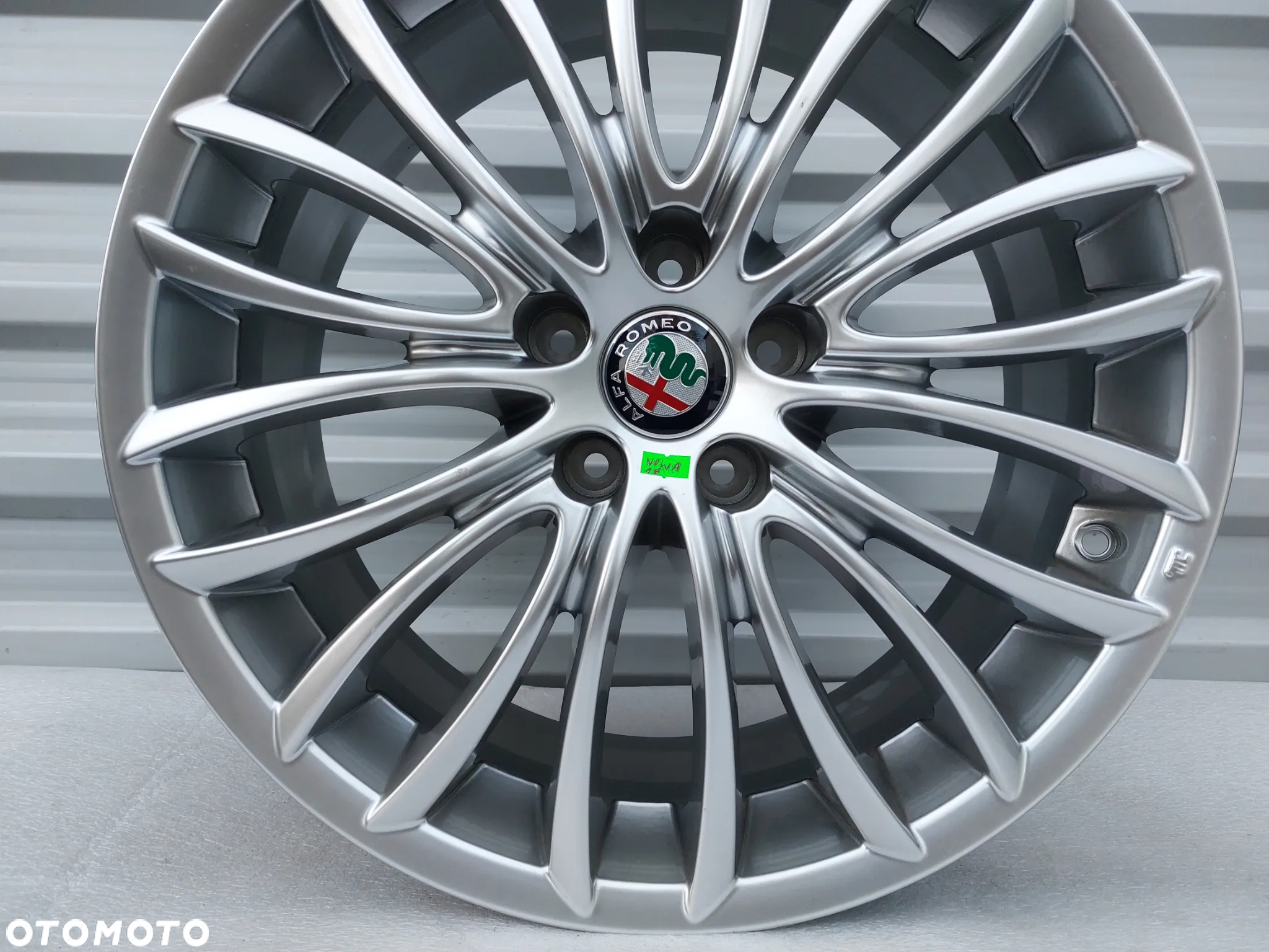 Alufelga Alfa Romeo Giulietta 7,5Jx18H2 ET41 - 2