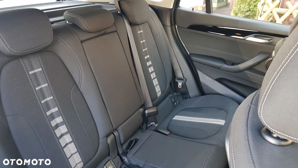 BMW X1 sDrive18d Advantage sport - 17