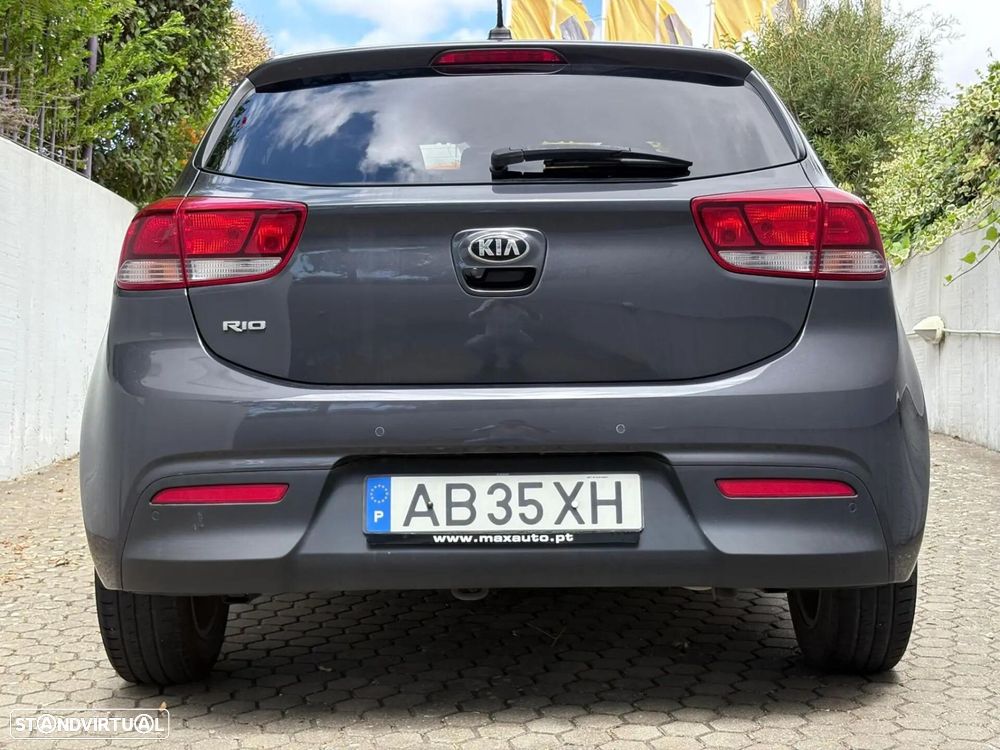Kia Rio 1.2 CVVT Urban - 22