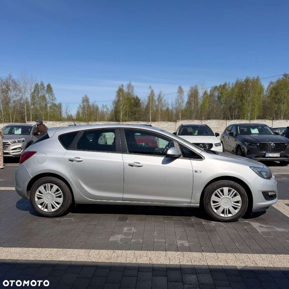 Opel Astra - 11