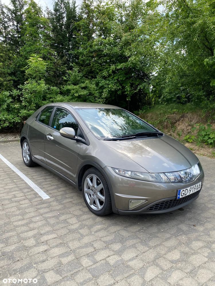 Honda Civic 1.8 Comfort - 1