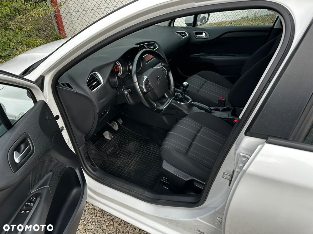 Citroën C4 VTi 95 Attraction - 7