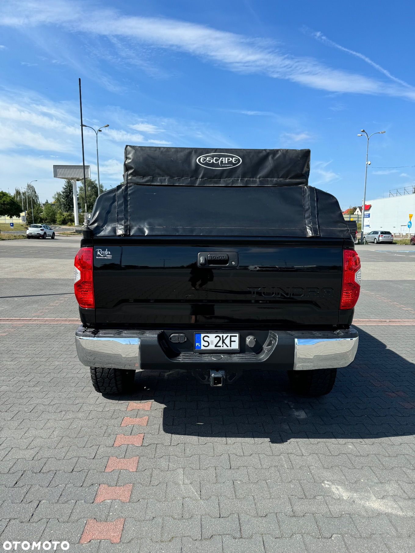 Toyota Tundra - 4