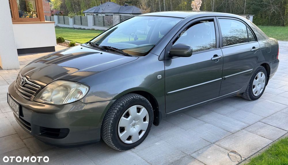 Toyota Corolla 1.6 VVT-i Terra Polaris - 1