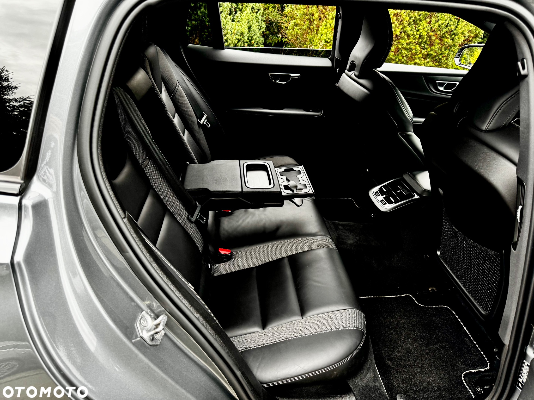 Volvo V60 B3 B Geartronic RDesign - 32
