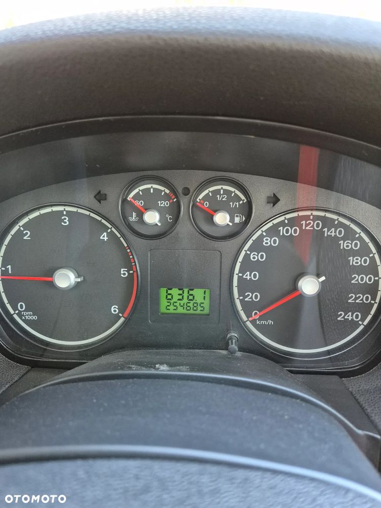 Ford Focus - 6