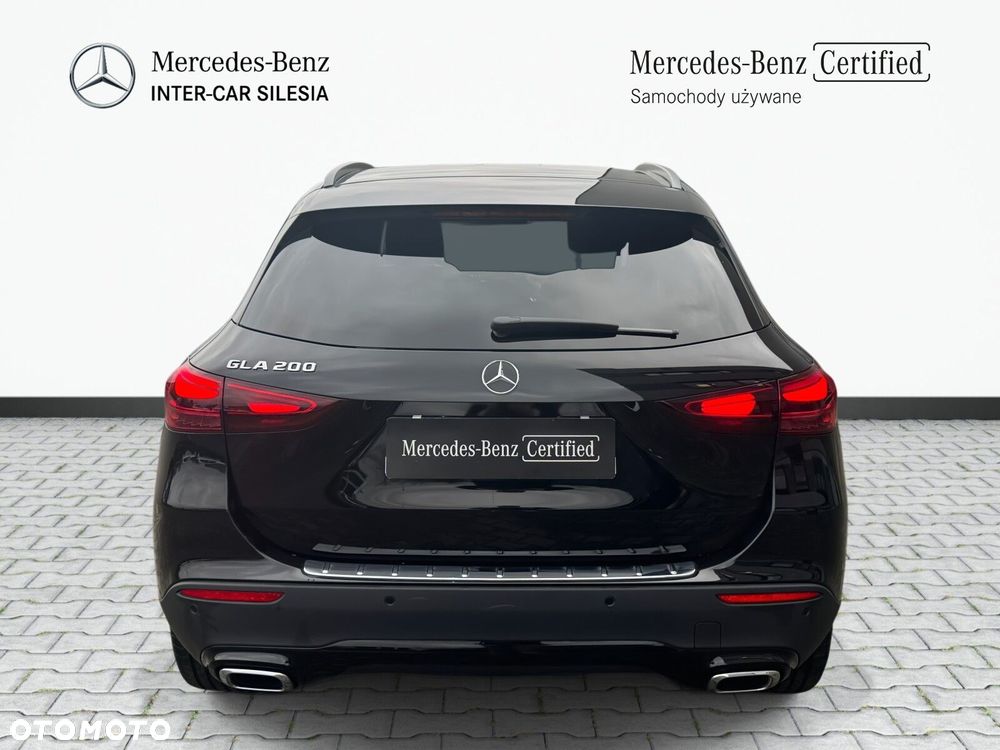 Mercedes-Benz GLA - 7