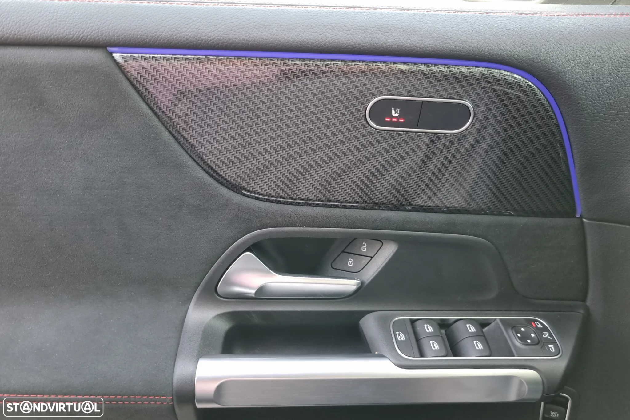 Mercedes-Benz GLB 180 d AMG Line - 11