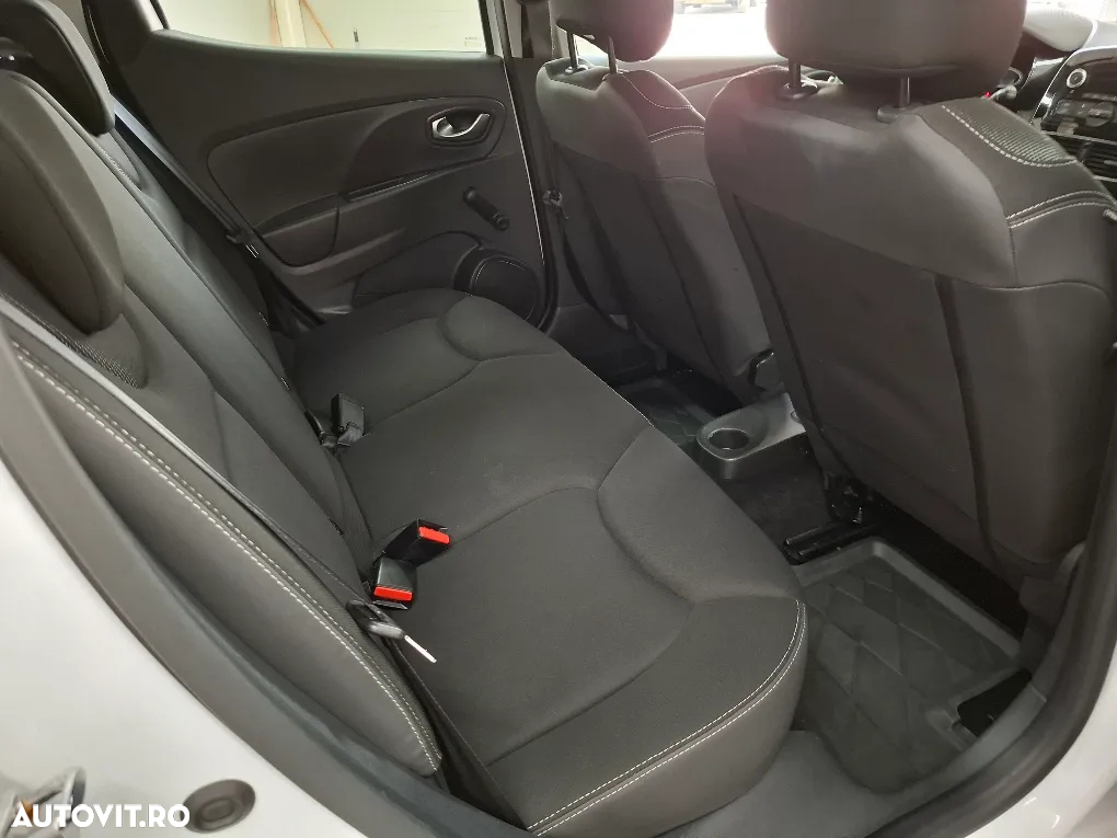 Renault Clio IV TCe Life - 12