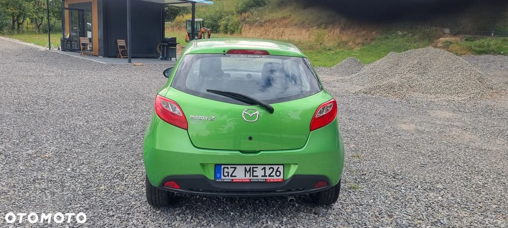 Mazda 2 - 9