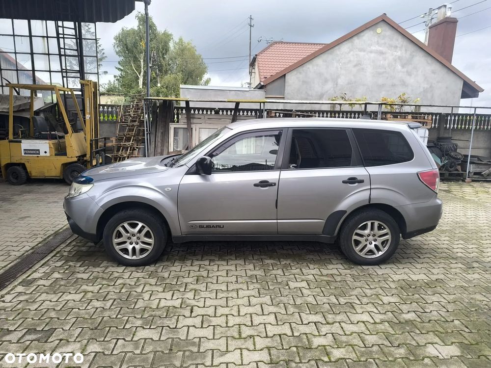 Subaru Forester 2.0D XA 000 Euro5 - 3