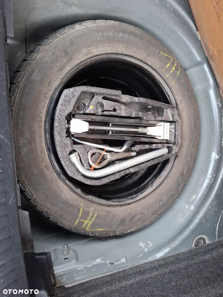 Volkswagen Polo 1.2 Blue Motion Technology Trendline - 11