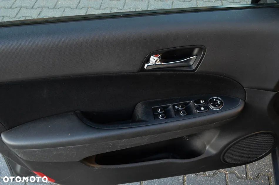 Hyundai i30 1.6 Comfort - 8