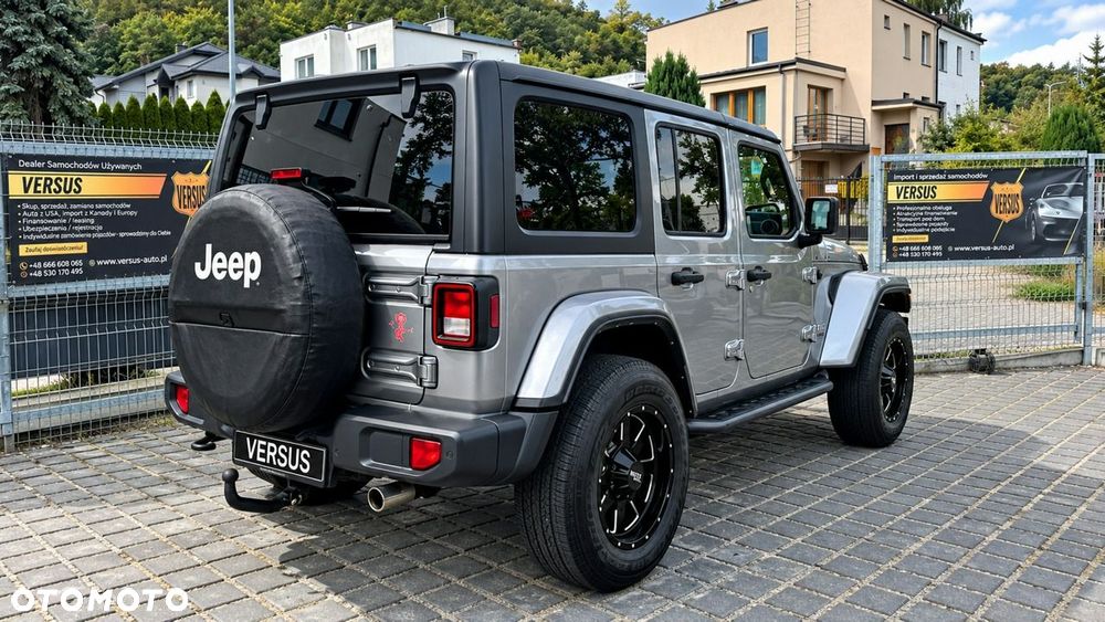 Jeep Wrangler - 4