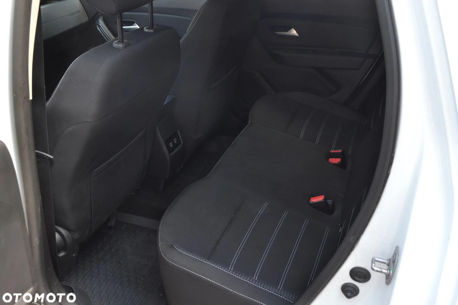 Dacia Duster 1.0 TCe Prestige - 19