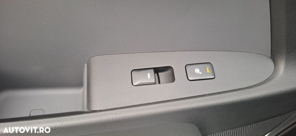 Kia Sportage 2,0 CRDI AWD Dream-Team Edition - 36