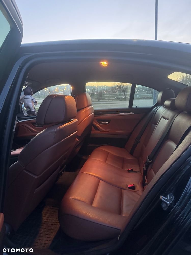 BMW Seria 5 - 11