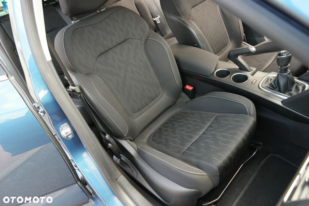 Renault Megane 1.2 Energy TCe Limited 2018 - 26