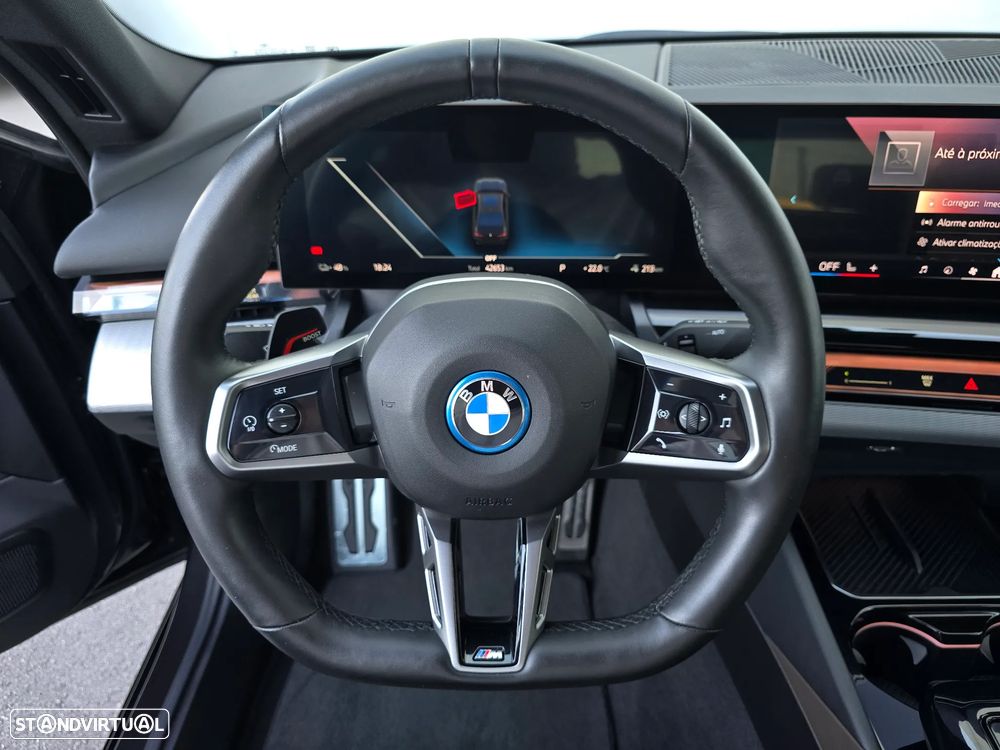 BMW i5 eDrive40 Pack Desportivo M - 18