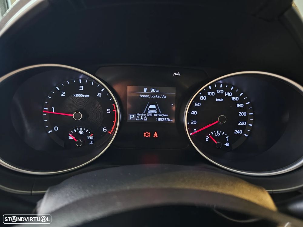 Kia Ceed SW 1.6 CRDi Drive+SRF 7DCT - 12