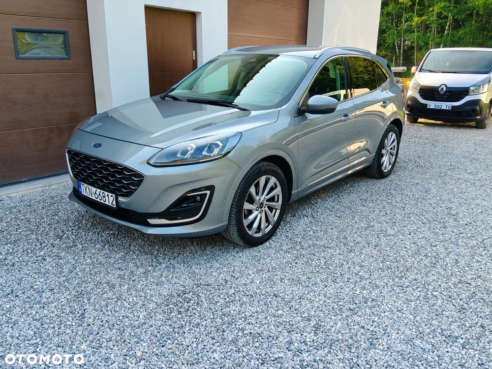 Ford Kuga - 1