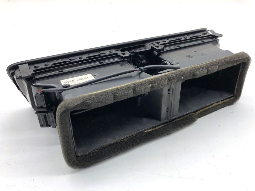 KRATKA NAWIEWU PRZÓD ŚRODKOWA  VW PASSAT B7 (362) 2010 - 2015 2.0 TDI 103 kW [140 KM] olej - 3