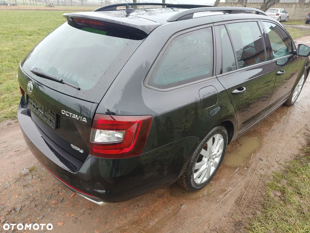 Skoda Octavia 2.0 TDI DSG RS - 3