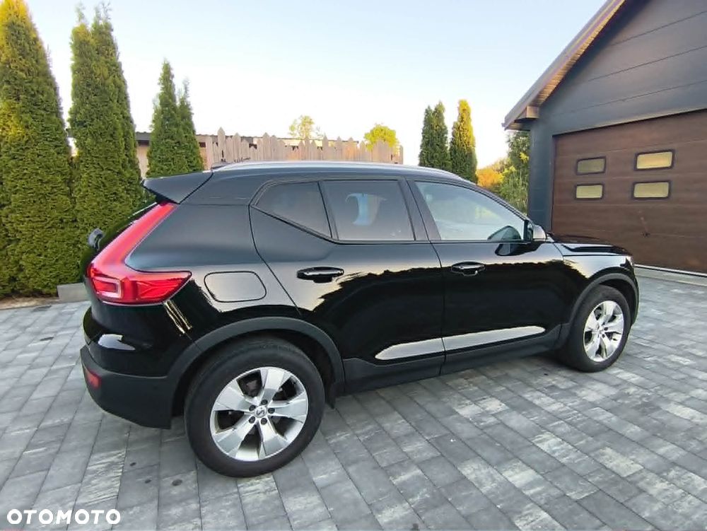 Volvo XC 40 D4 AWD Geartronic Momentum Pro - 5