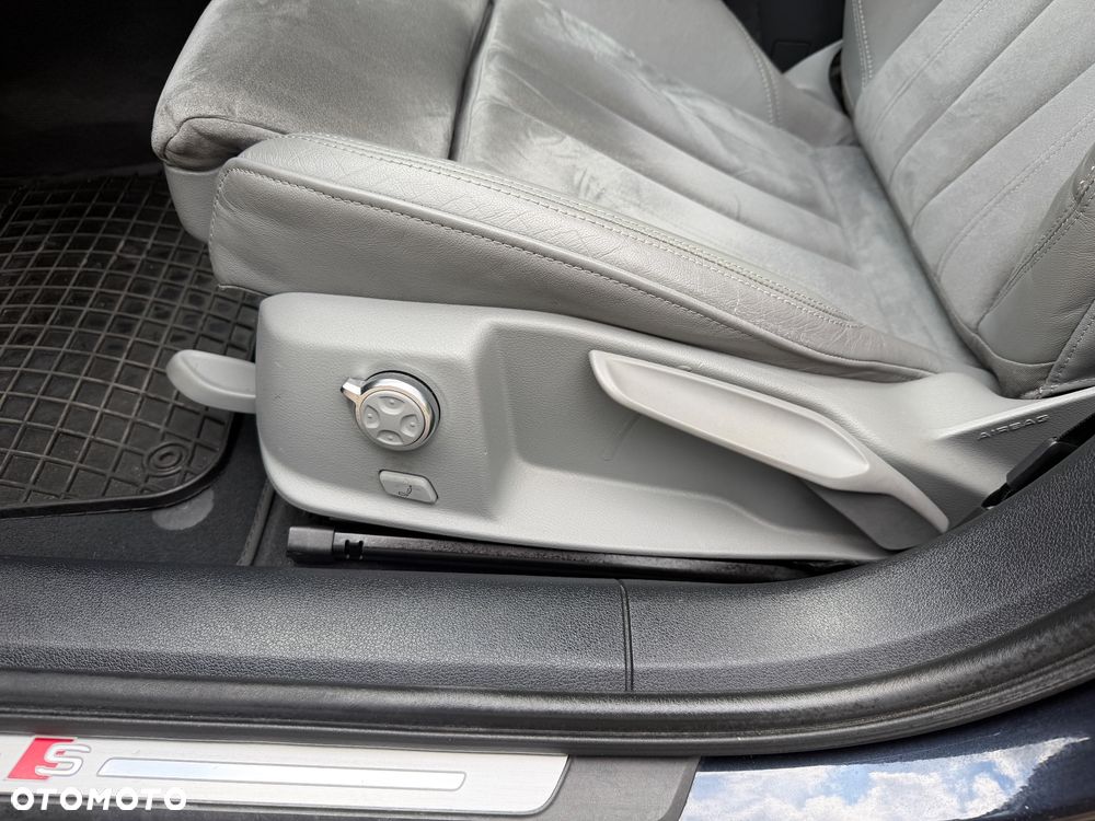 Audi A4 Avant 40 TDI S tronic S line - 27
