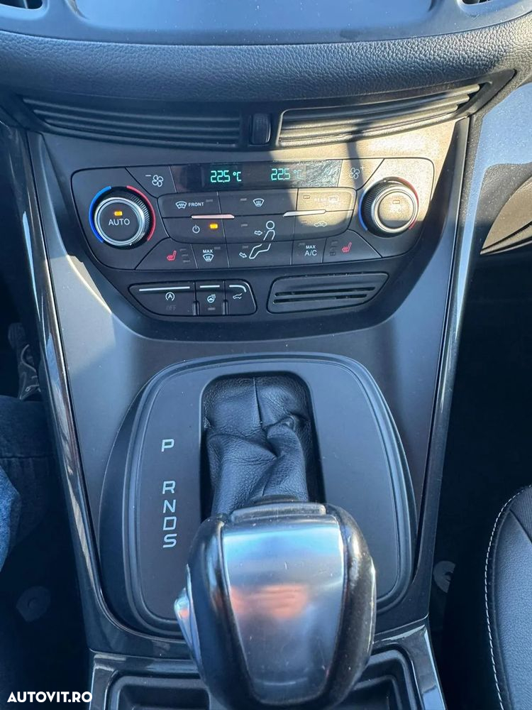 Ford Kuga 2.0 TDCi 4WD Powershift Titanium - 12