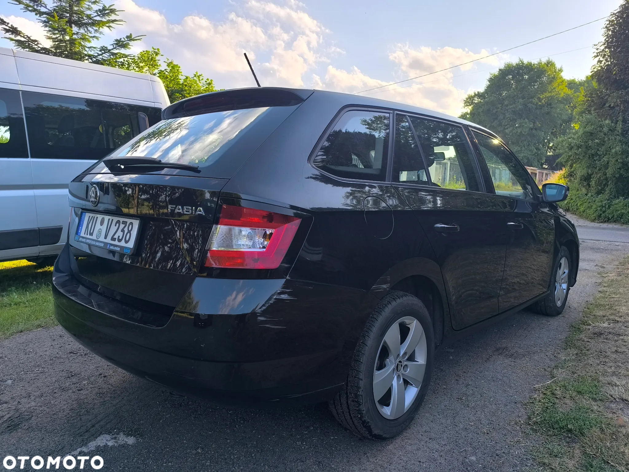 Skoda Fabia - 4