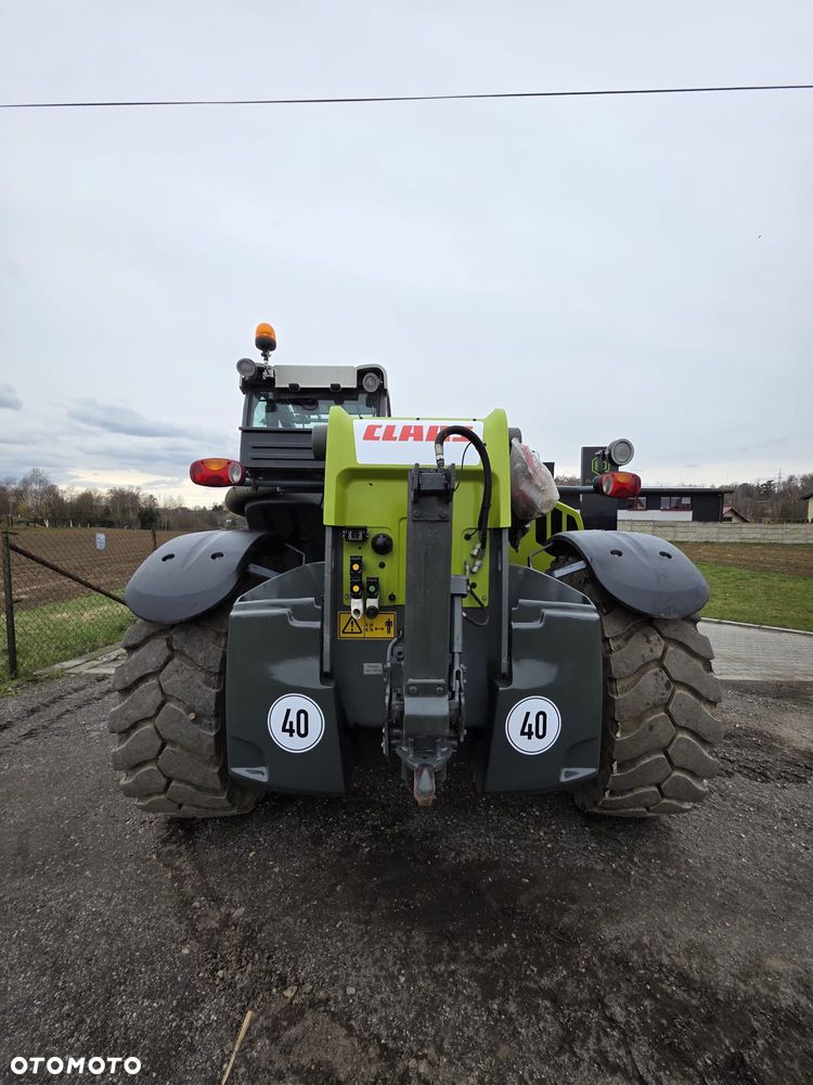 Claas Scorpion 7055 - 7