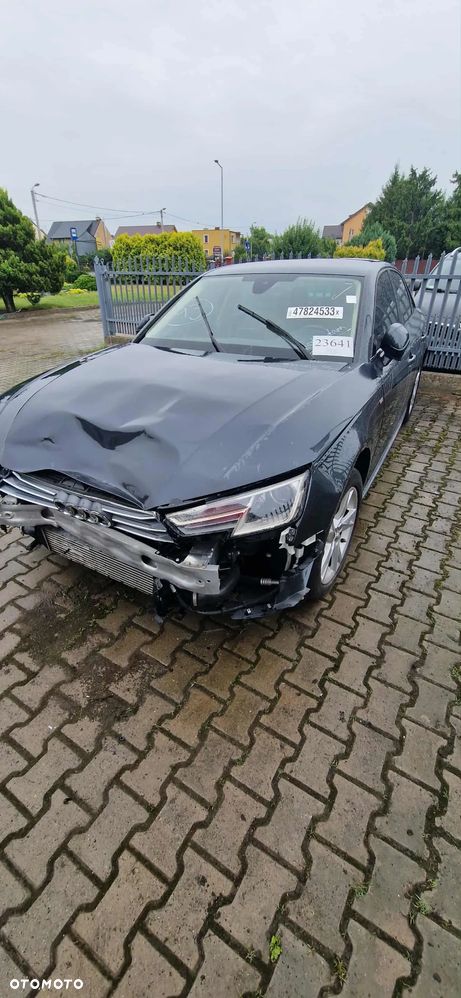 Audi A4 Limousine 2.0 TFSI ultra S tronic - 13