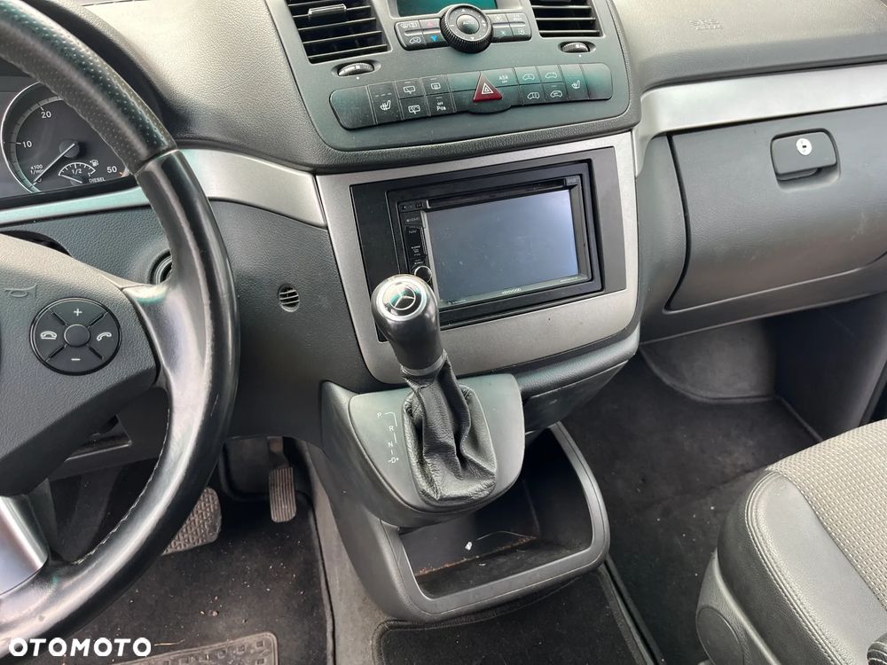 Mercedes-Benz Viano - 8