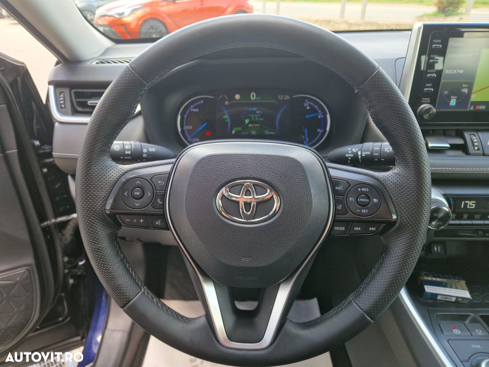 Toyota RAV4 - 13