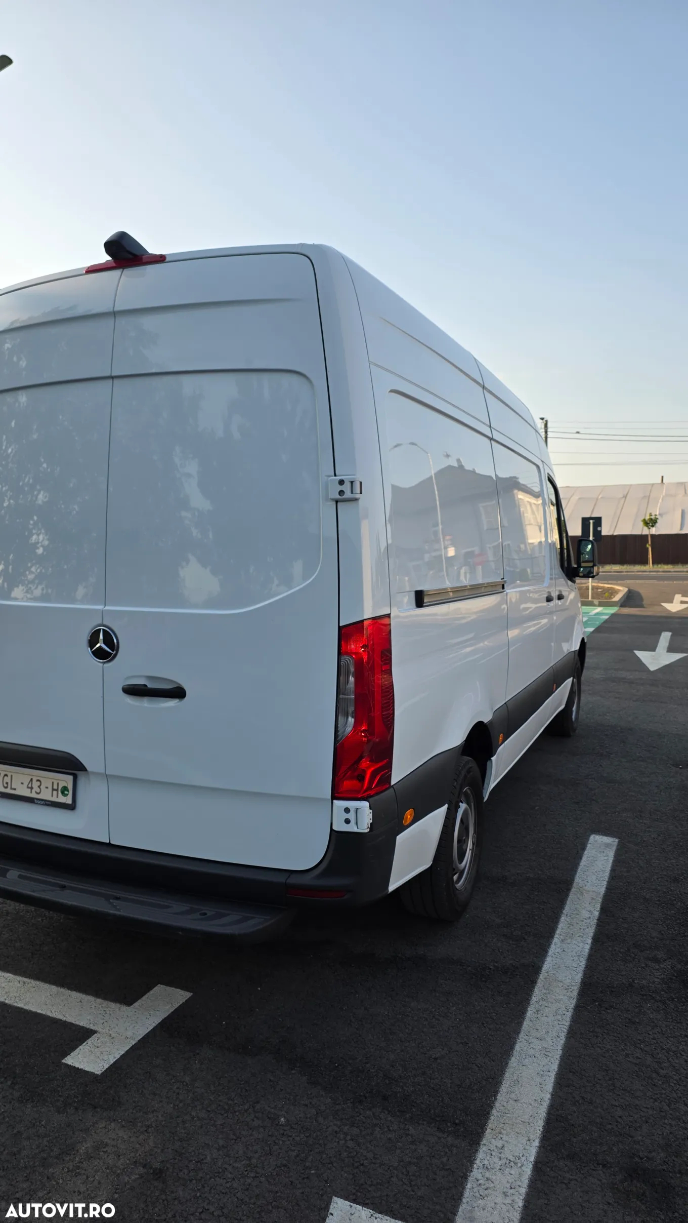 Mercedes-Benz Sprinter - 7