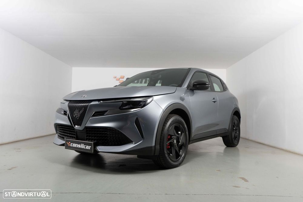 Alfa Romeo Junior 1.2 Intensa eDCT6 - 9