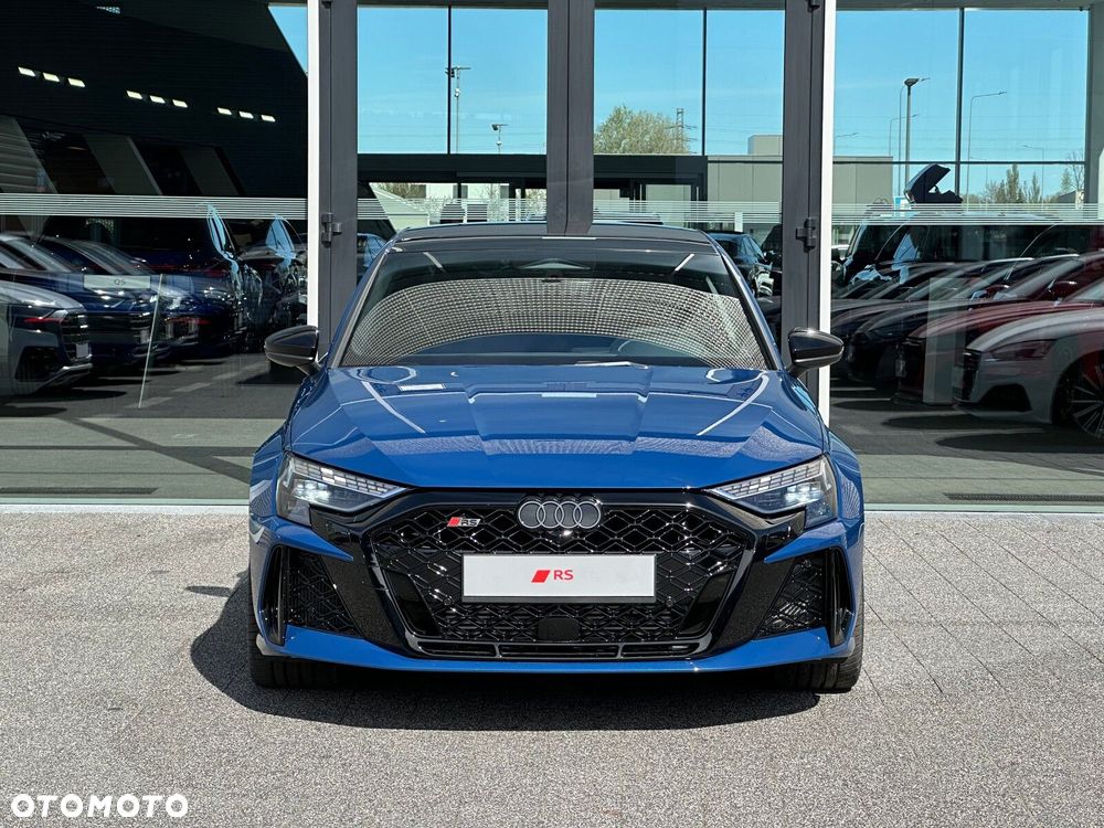 Audi RS3 Limousine - 2