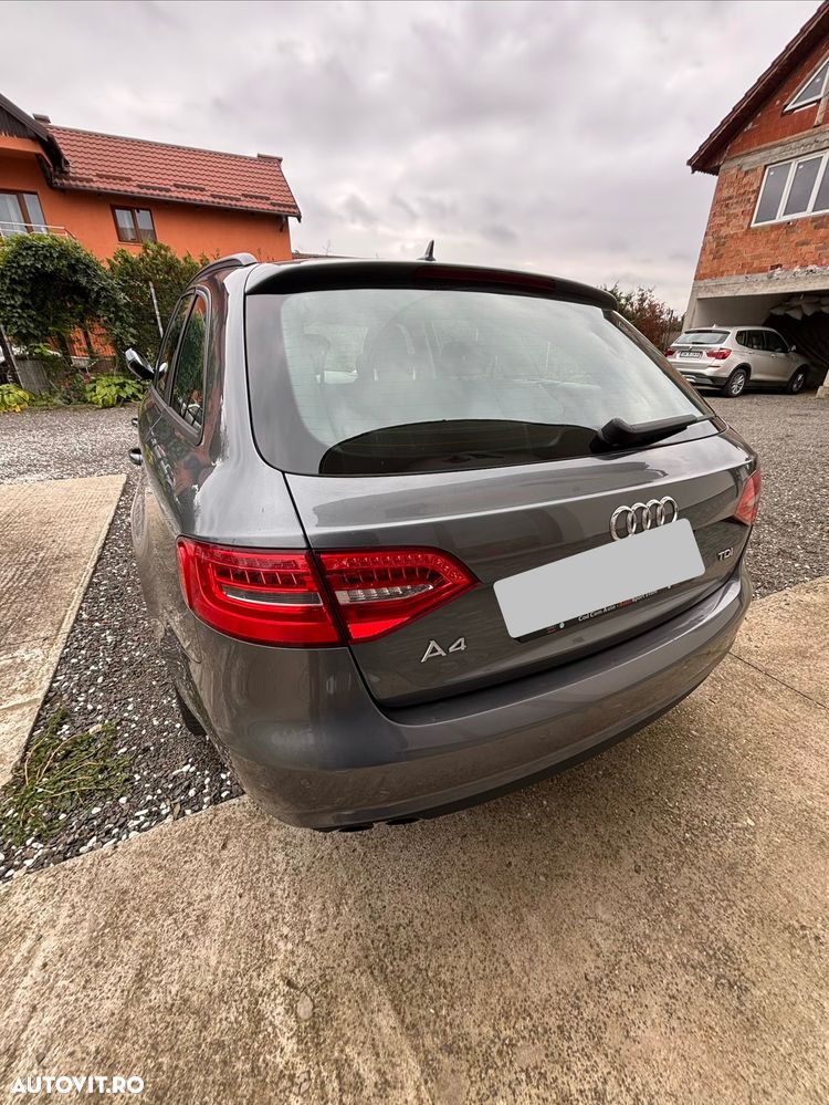 Audi A4 2.0 TDI Multitronic Avant - 11